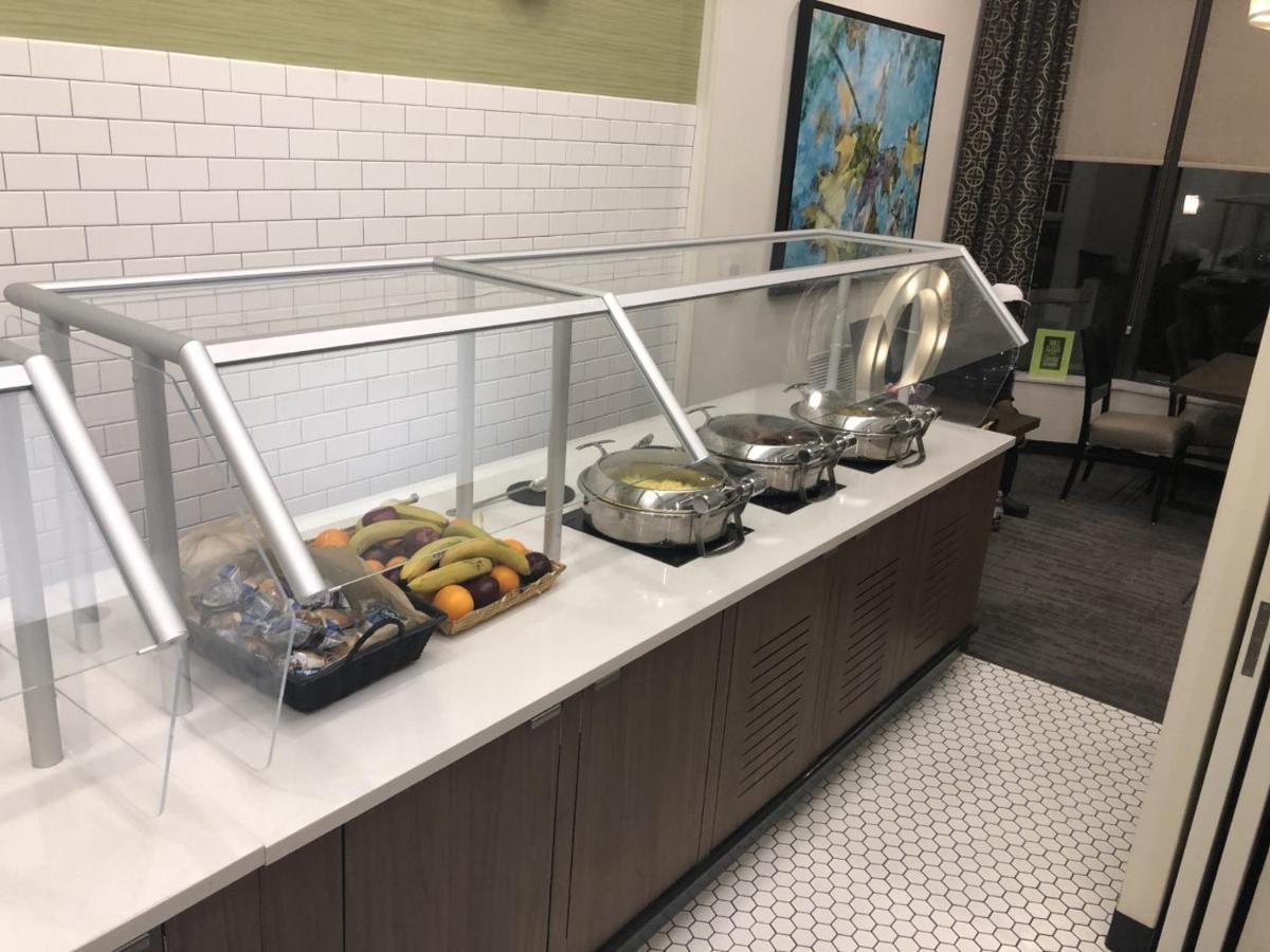 Holiday Inn Greensboro Coliseum By Ihg Eksteriør bilde