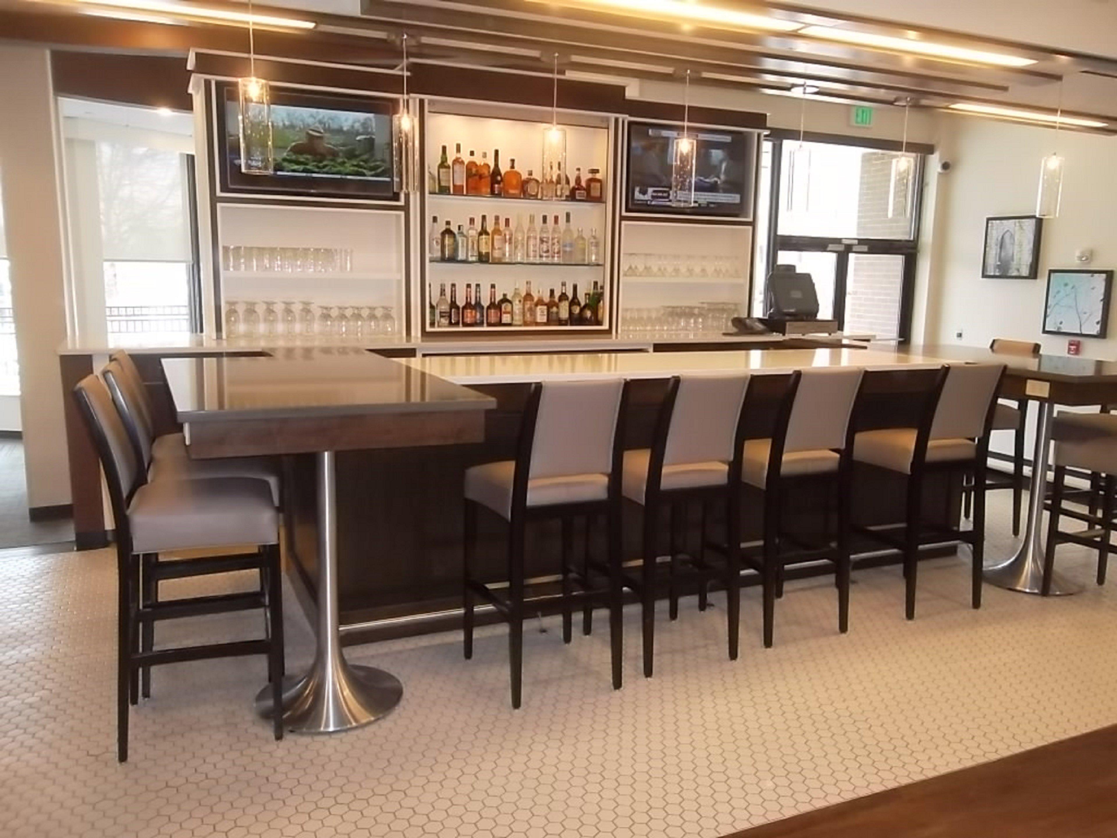 Holiday Inn Greensboro Coliseum By Ihg Eksteriør bilde