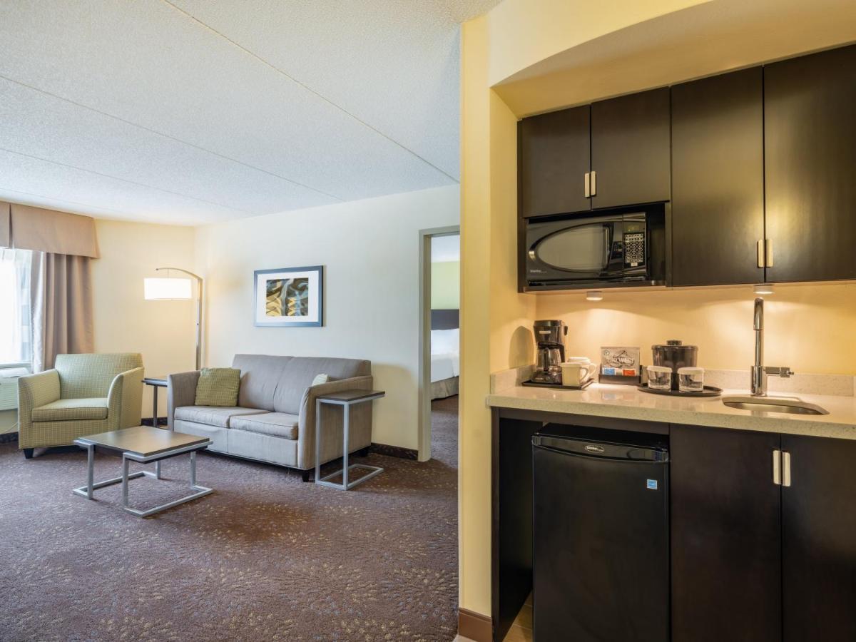 Holiday Inn Greensboro Coliseum By Ihg Eksteriør bilde