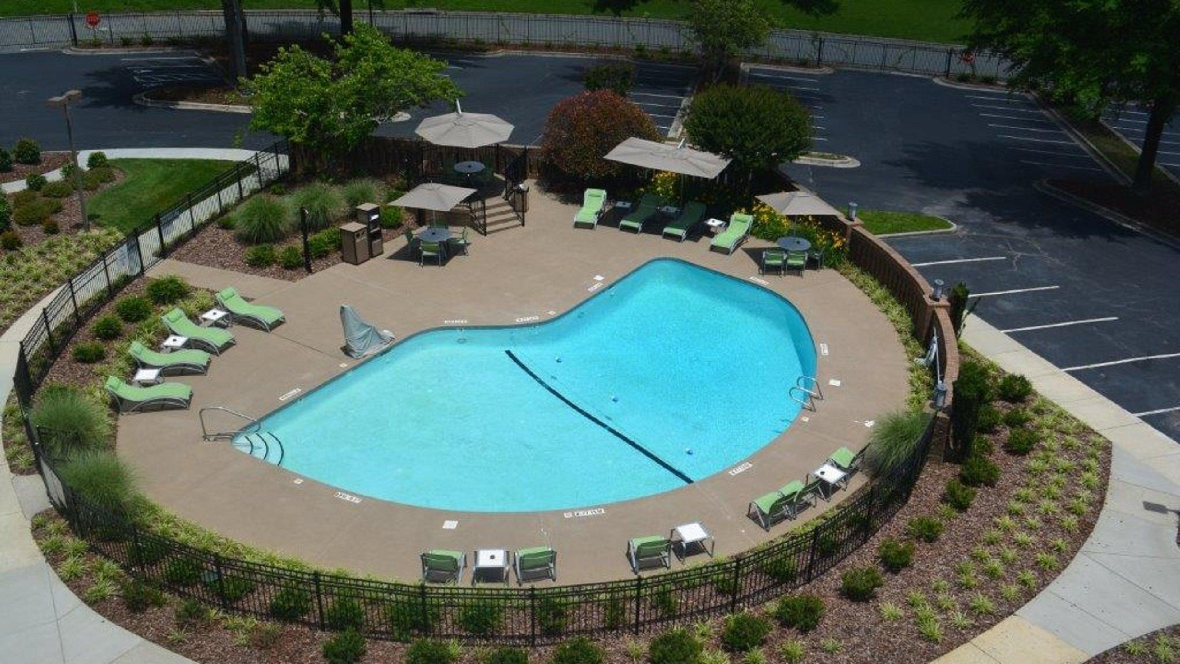 Holiday Inn Greensboro Coliseum By Ihg Eksteriør bilde